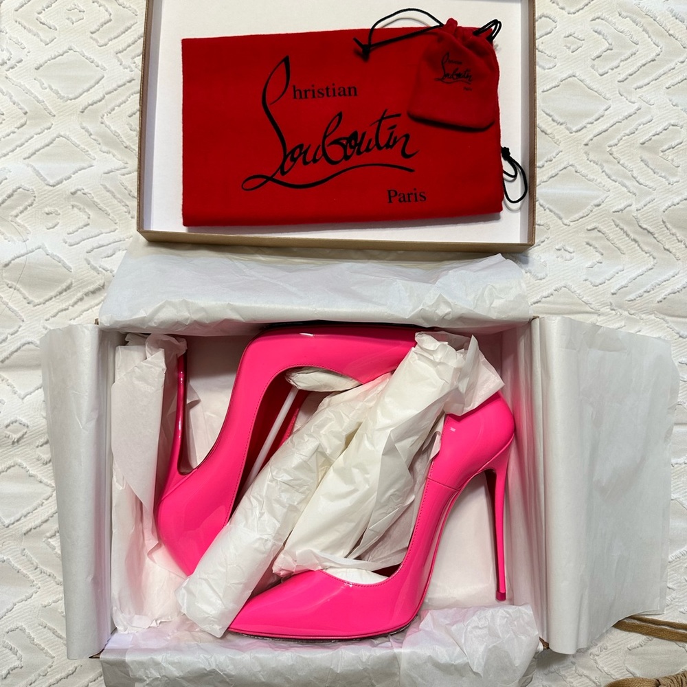 Christian Louboutin So Kate 120 Size 38.5